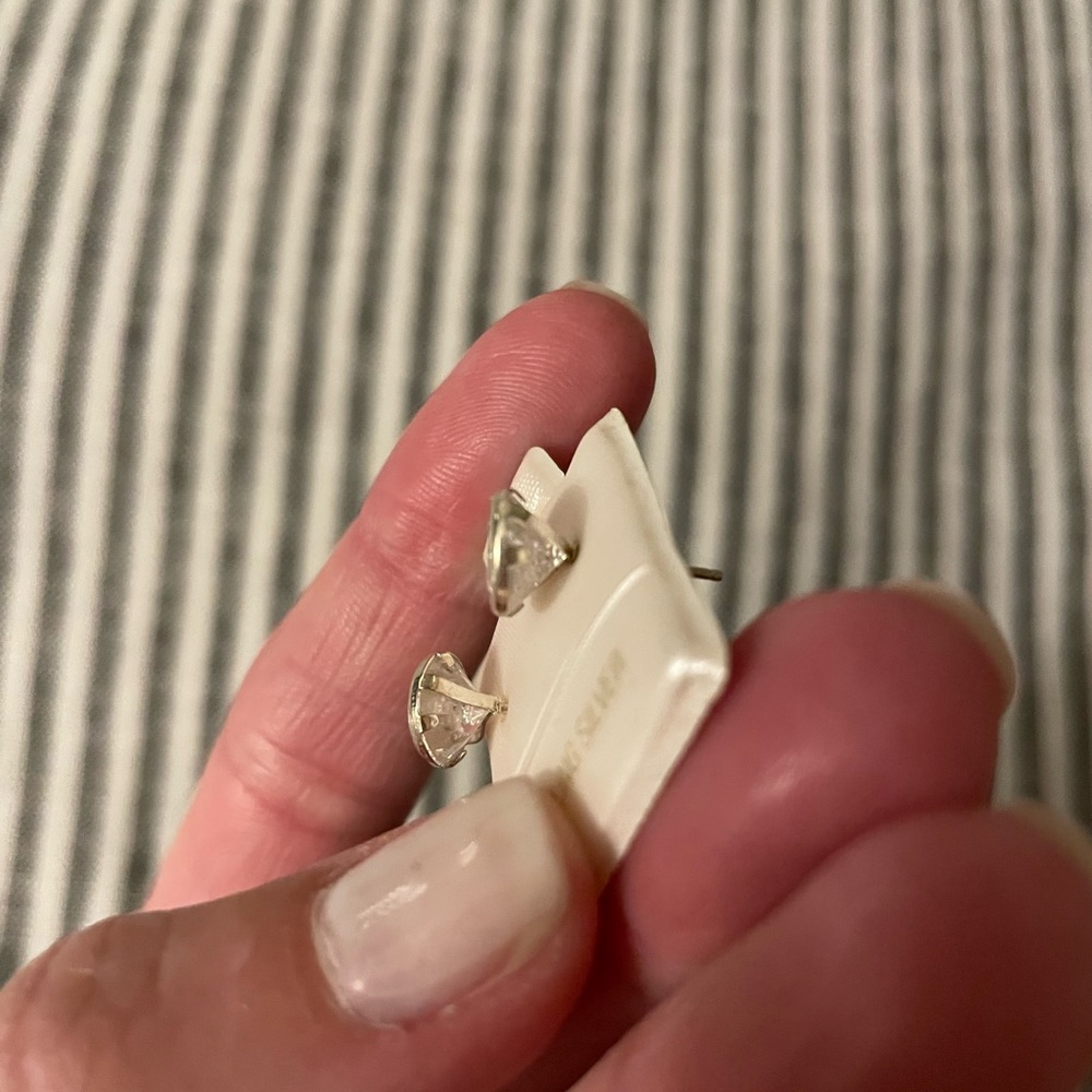 Sterling studs - Picture 2 of 4